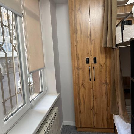 Aiva Hostel Бишкек Экстерьер фото