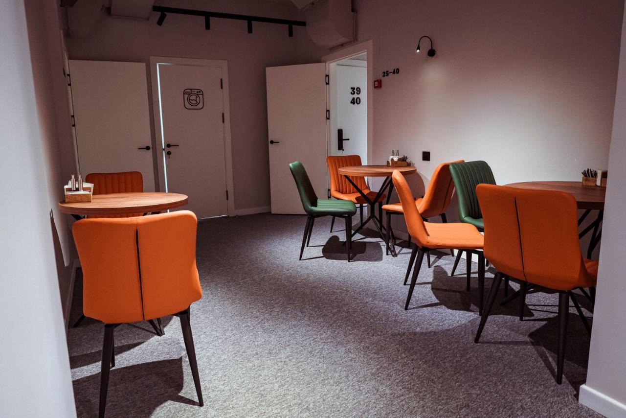 Aiva Hostel Бишкек Экстерьер фото