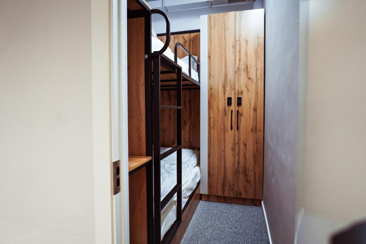 Aiva Hostel Бишкек Экстерьер фото
