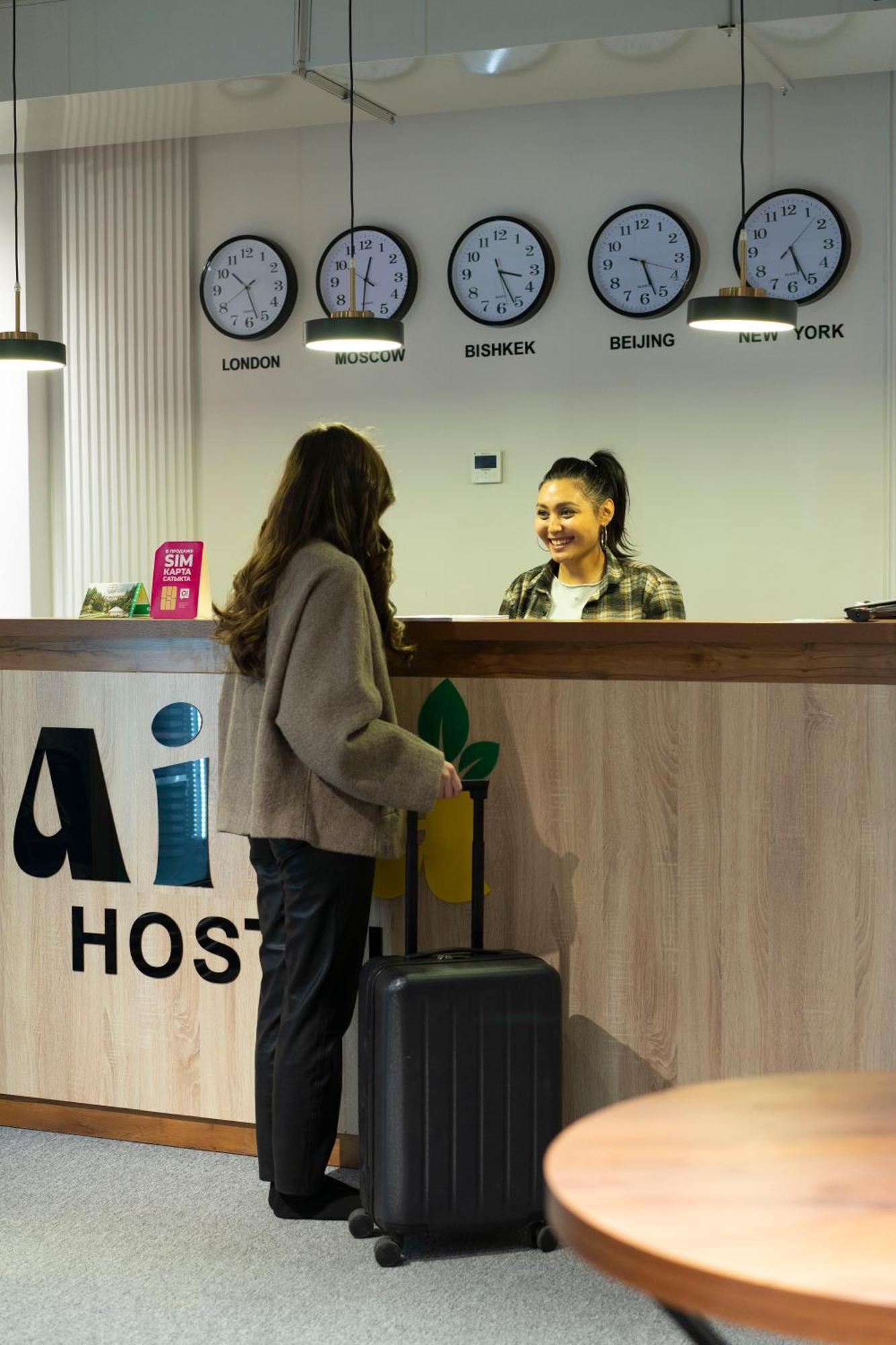 Aiva Hostel Бишкек Экстерьер фото