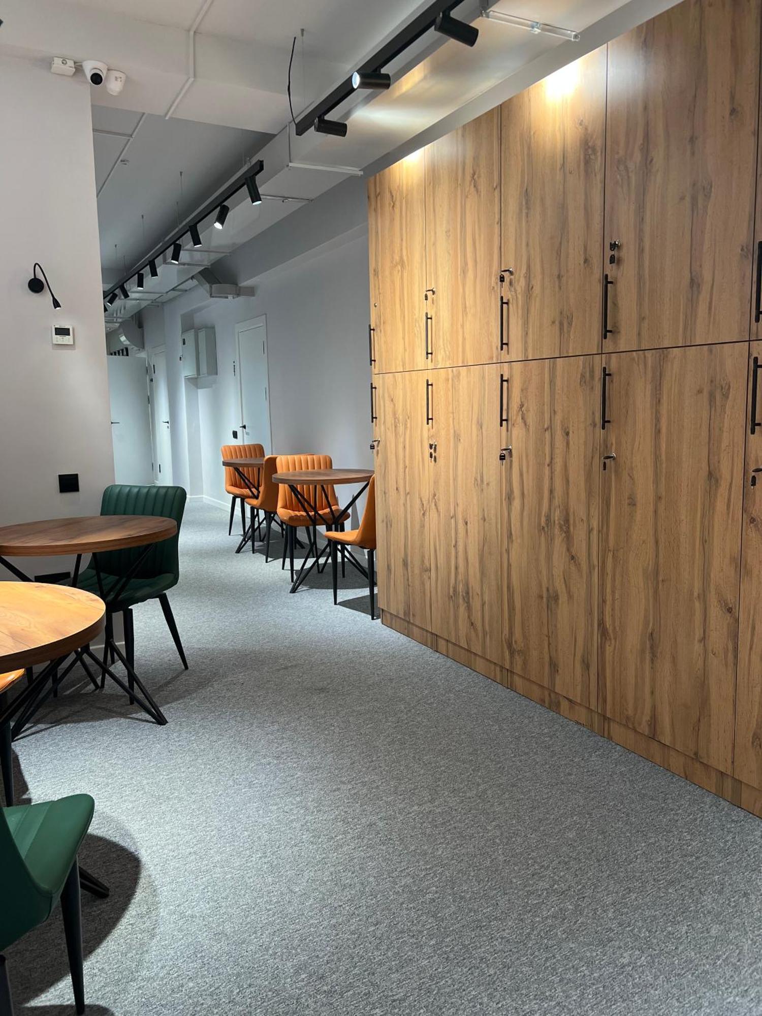 Aiva Hostel Бишкек Экстерьер фото